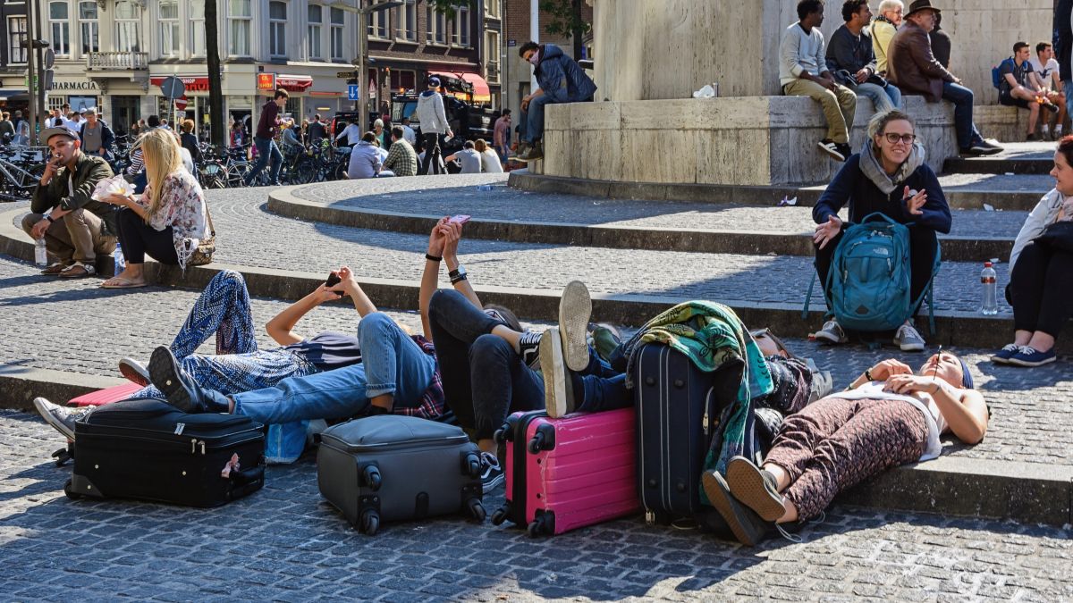 Amsterdam's Airbnb Crackdown Blocked by EU: What Hosts Need to Know